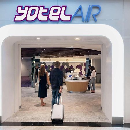 Yotelair Singapore Changi Airport Landside Extérieur photo