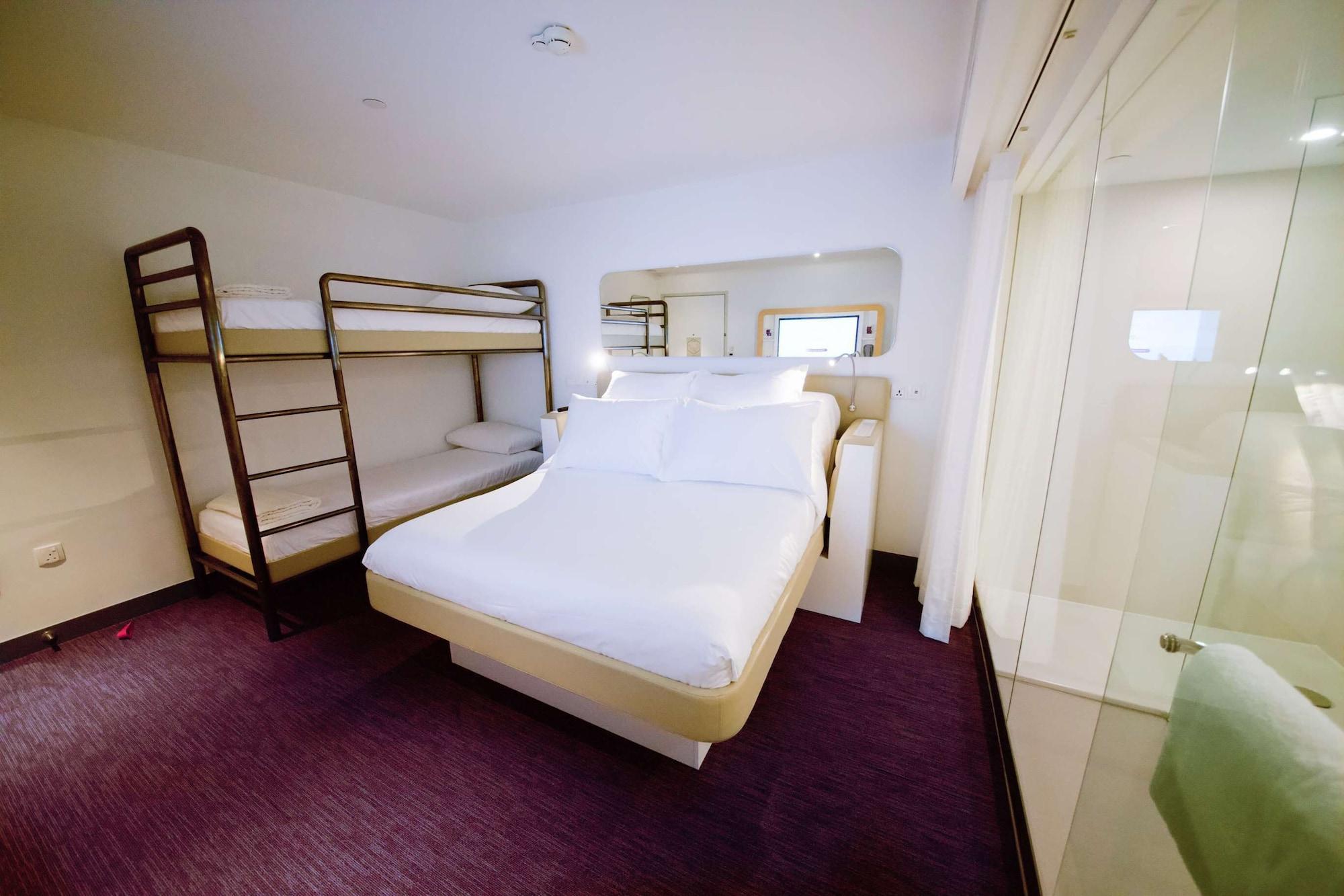 Yotelair Singapore Changi Airport Landside Extérieur photo