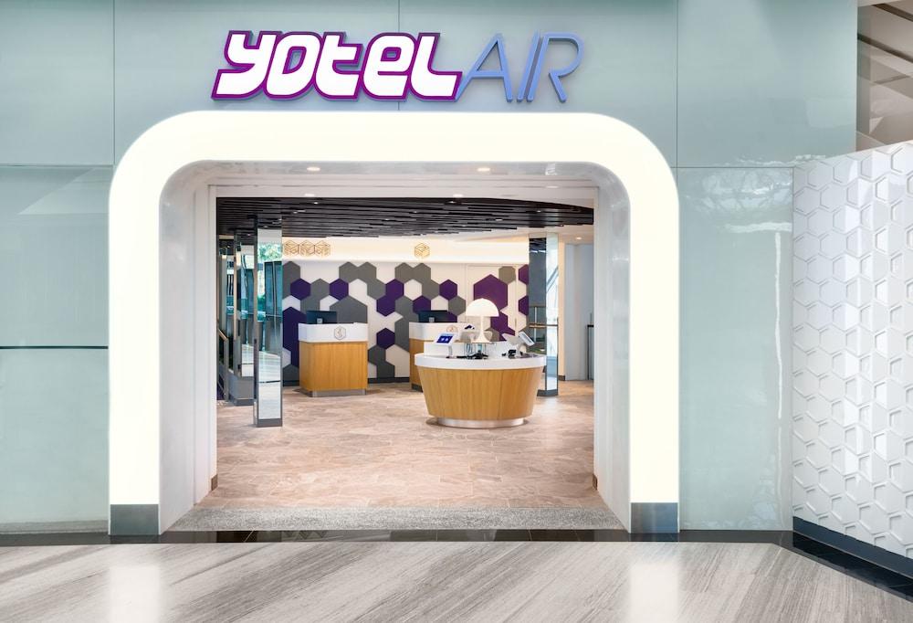 Yotelair Singapore Changi Airport Landside Extérieur photo